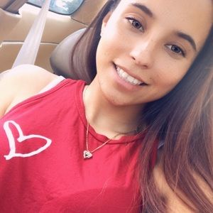 Meet your Posher, Leia